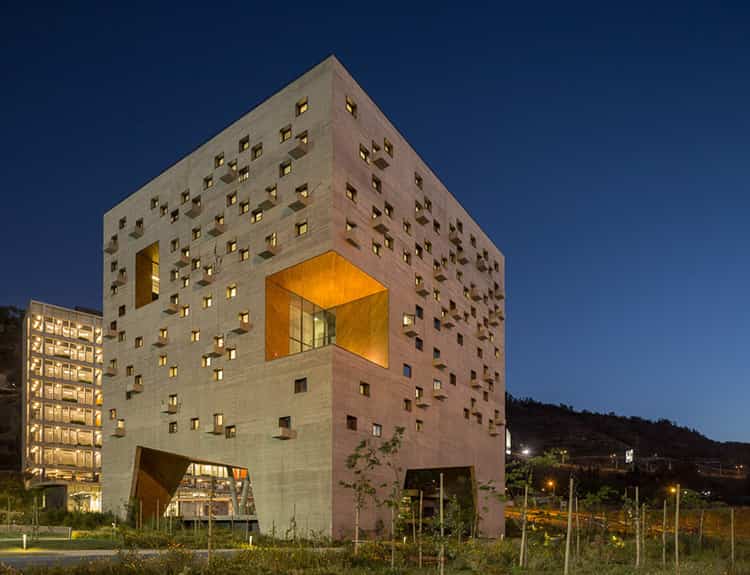 Universidad Diego Portales